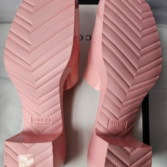 Gucci Women’s Rubber Slide Sandals (GG Embossed), Brand New, Pink, Size 40. - Picture 13 of 16